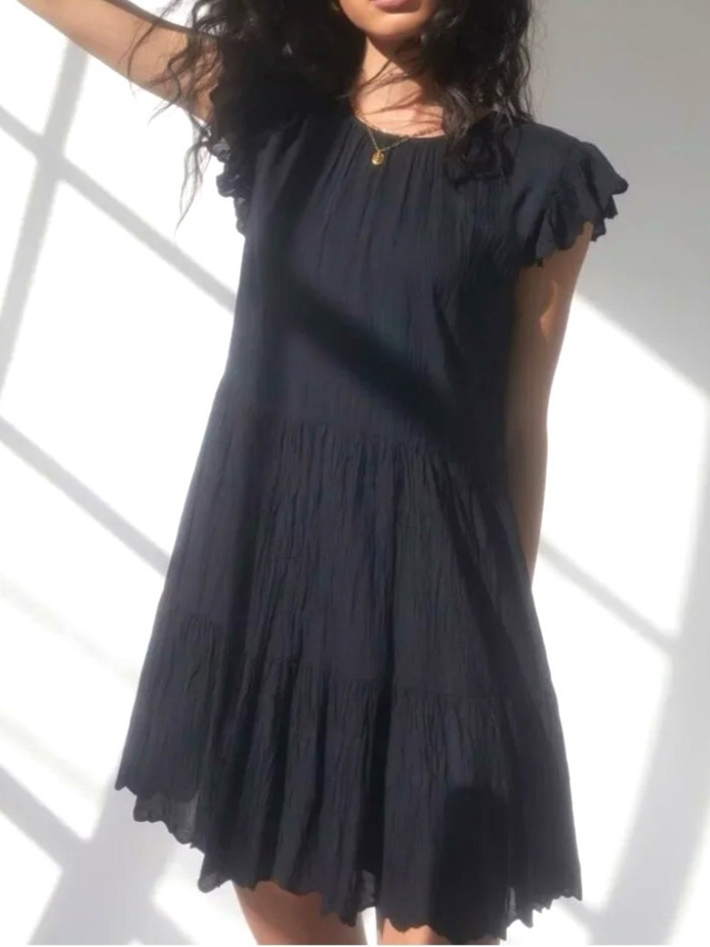 Aritzia Wilfred La Boheme Sidonie Ruffled Scalloped Tiered Mini Dress Black XS